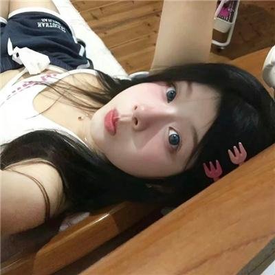 《女导与强盗》剧照